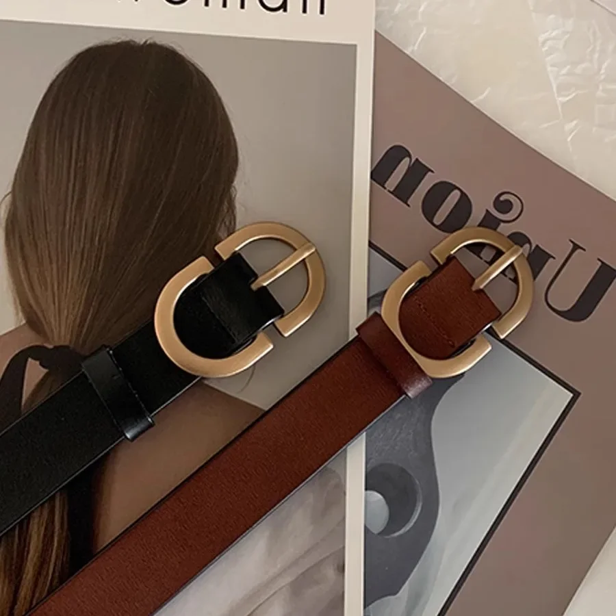 Riem dames - Elegante leren riem met gouden gesp voor stijlvolle outfits - Afbeelding 3