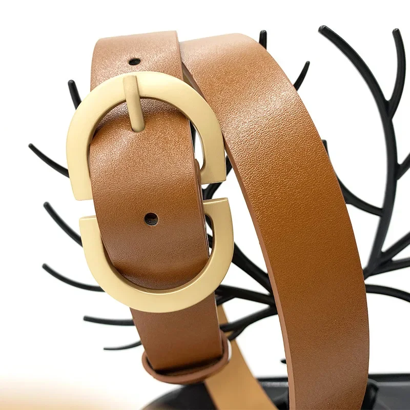 Riem dames - Elegante leren riem met gouden gesp voor stijlvolle outfits - Afbeelding 6