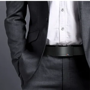 Riemen heren - Zwarte lederen riem met stijlvolle gesp voor een elegante uitstraling